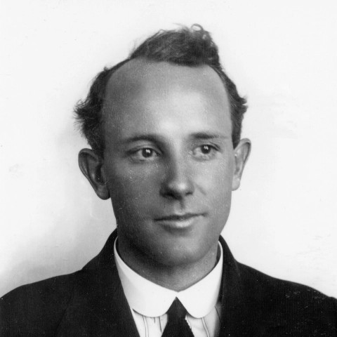 Harry Hawker, Sopwith's Australian chief test pilot